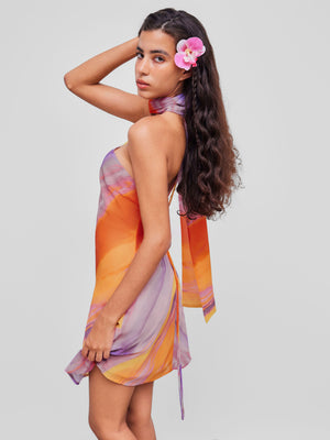 Sunset Muse: Asimetrik Yaka & Eşarp Detaylı Desenli Mini Elbise