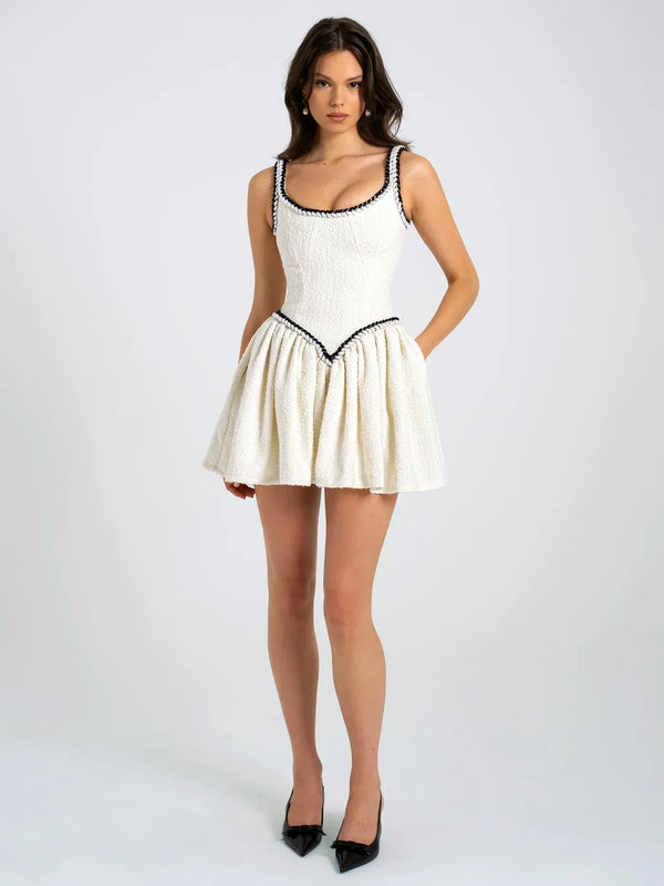 Kontrast Bağlama Detaylı Pliseli Tweed Kısa Elbise