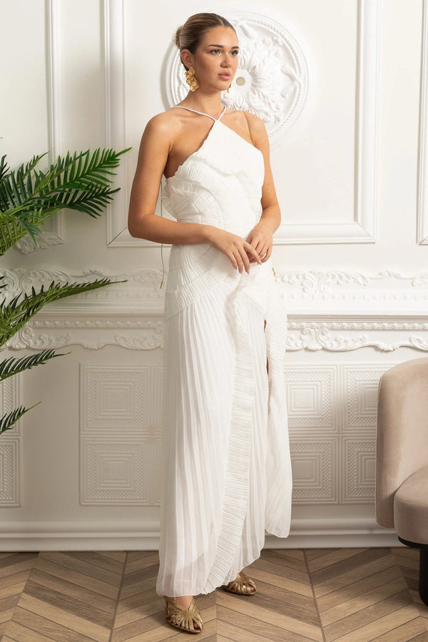 Lilac Breeze: Boyundan Bağlamalı & Plise Fırfırlı Maksi Elbise