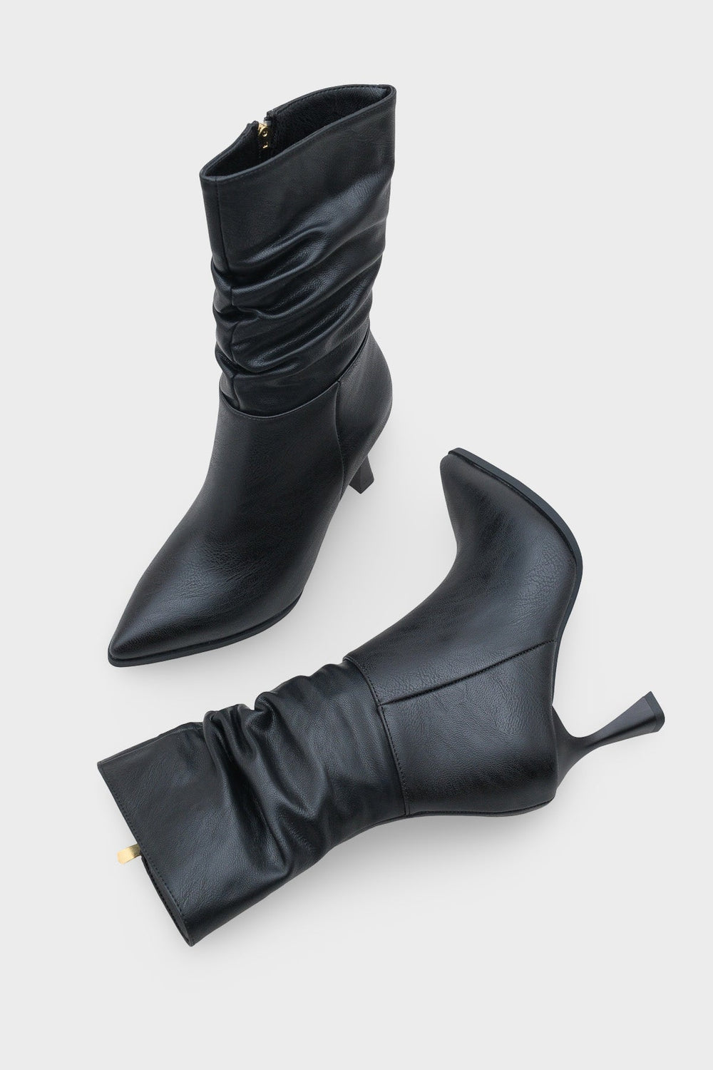 Kadın Sivri Burun Yandan Fermuarlı Topuklu Günlük Bot Riccos Siyah